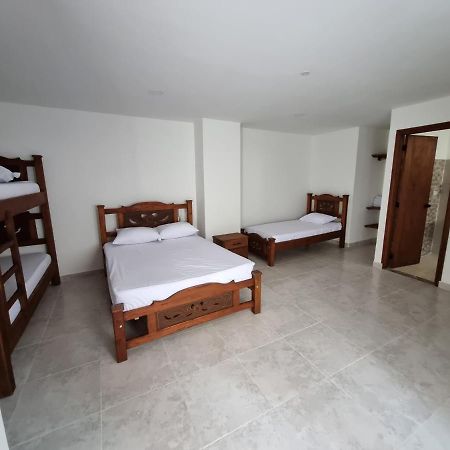 Hotel Antonella Plaza Pinchote المظهر الخارجي الصورة