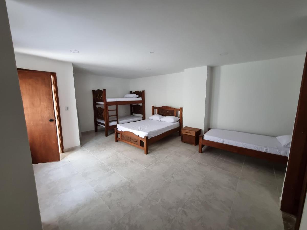 Hotel Antonella Plaza Pinchote المظهر الخارجي الصورة