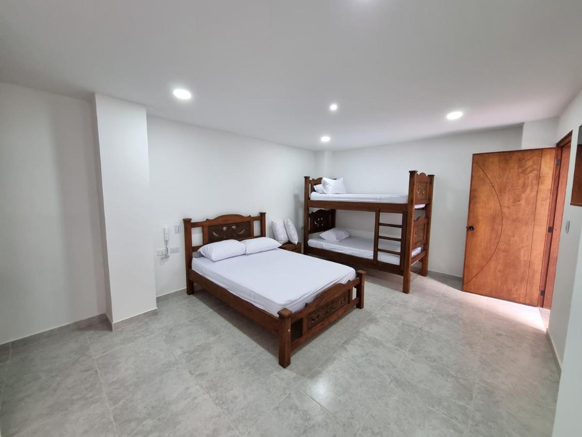 Hotel Antonella Plaza Pinchote المظهر الخارجي الصورة