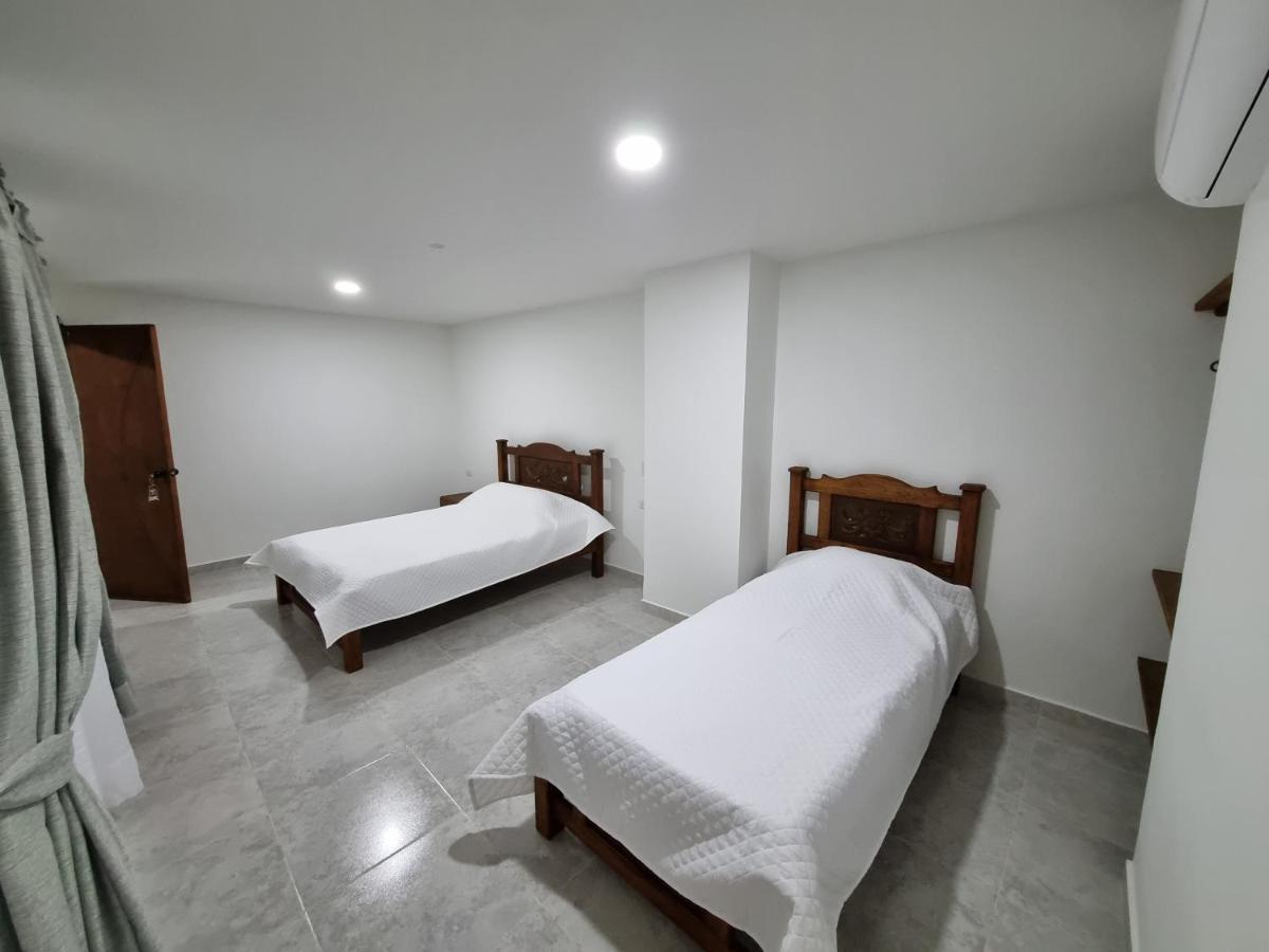 Hotel Antonella Plaza Pinchote المظهر الخارجي الصورة